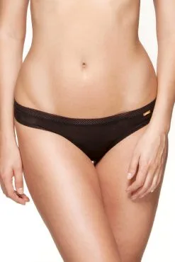 String-Tanga Von Gossard